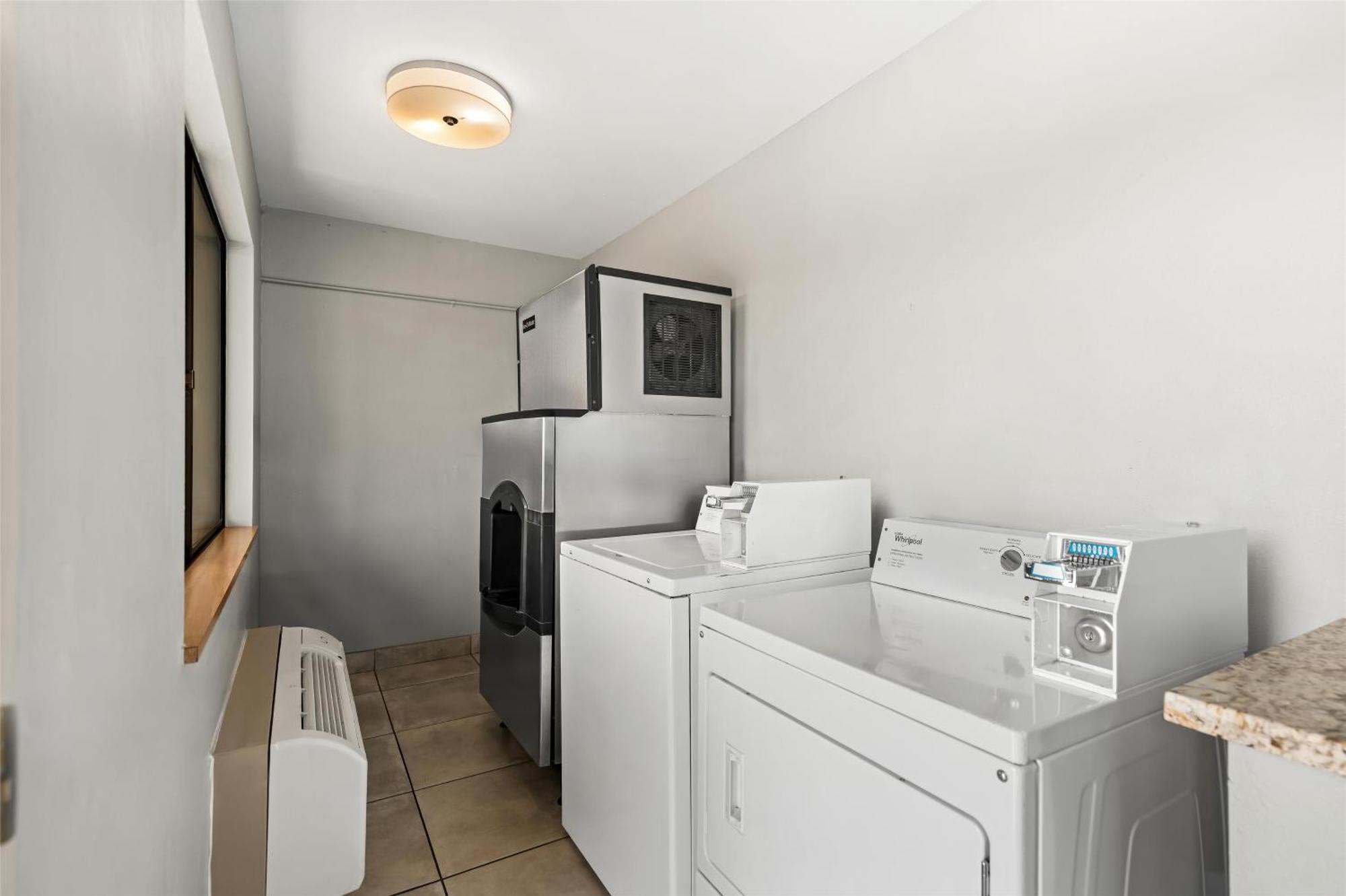 Best Western Desert Villa Inn Barstow Luaran gambar