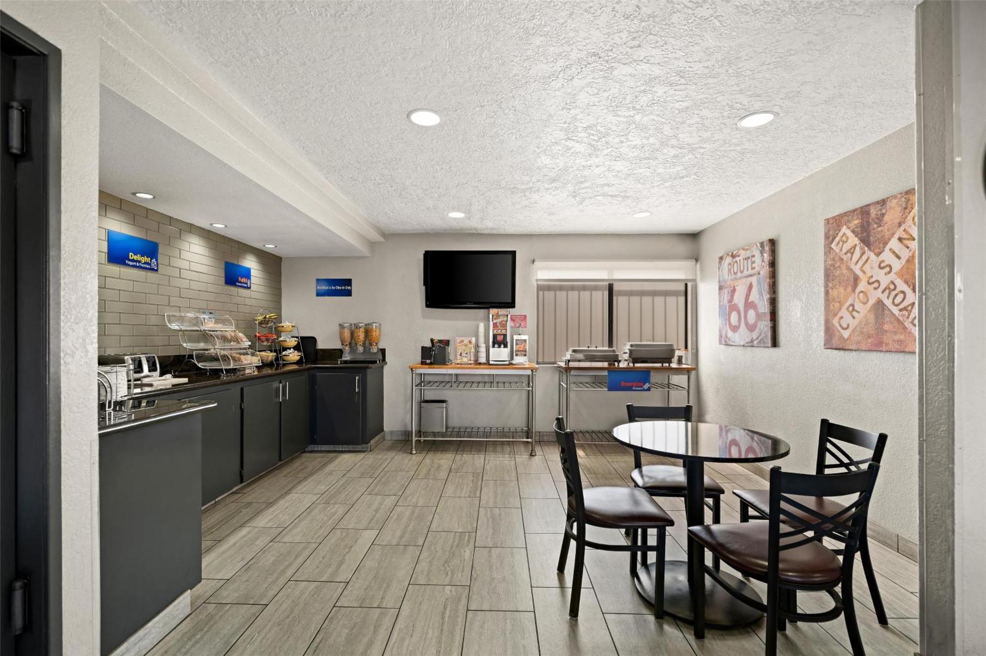 Best Western Desert Villa Inn Barstow Luaran gambar
