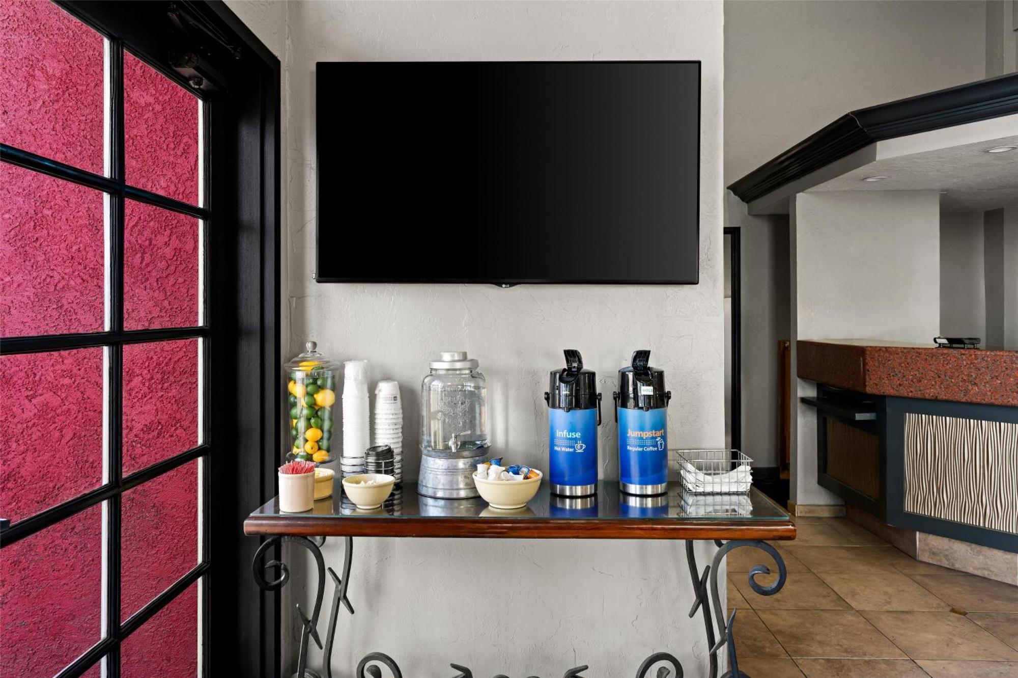 Best Western Desert Villa Inn Barstow Luaran gambar